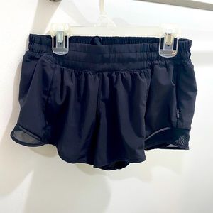 Lululemon Hotty Hot 2.5 Shorts